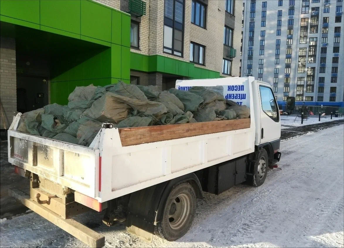 Вывоз мусора грузовым фургоном 3 тонны в Брянске — цена от 1451 руб., ПроМусор